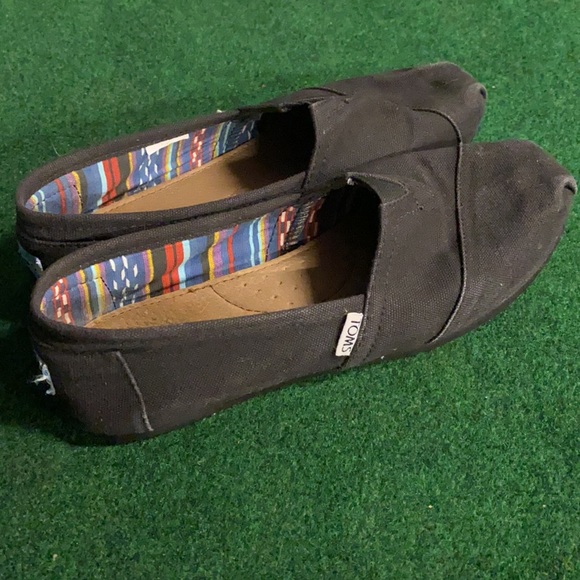 Black Toms size 8.5 - Picture 3 of 5